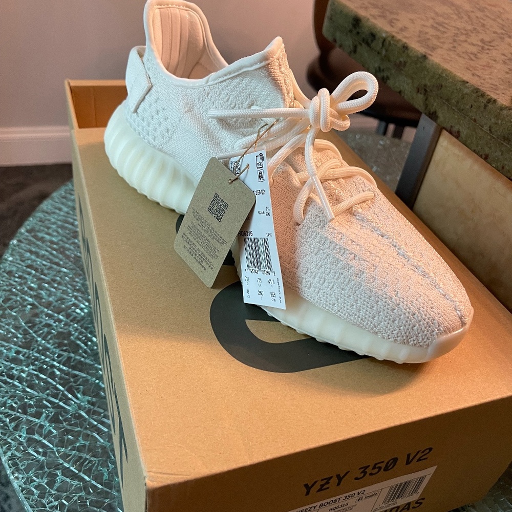 Yeezy Boost 350 V2